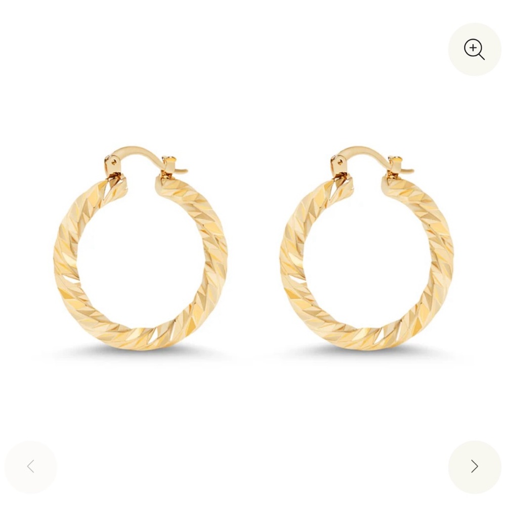 The M Jewelers 18K Gold Filled Mia Twisted Hoop Earrings Medium